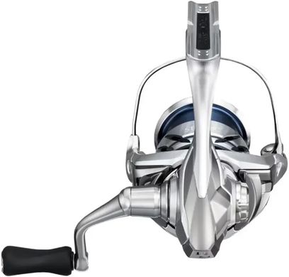 Катушка Shimano Stradic FM C2500S 6+1BB 5.1:1