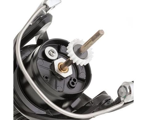 Котушка Shimano Nexave FI 2500S 3+1BB (2021)